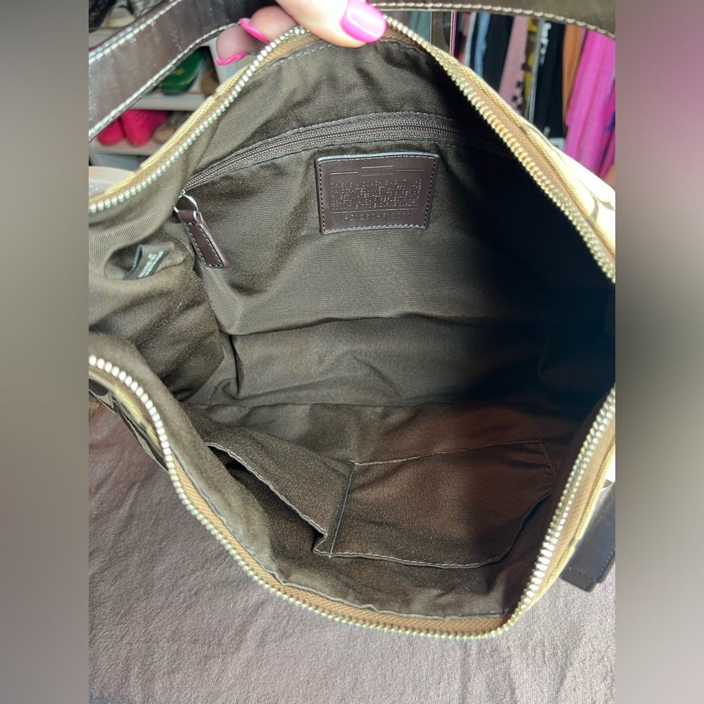 Authentic Coach bag - Picture 12 of 15